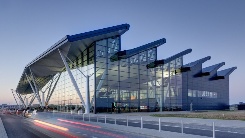 Gdansk-airport-1